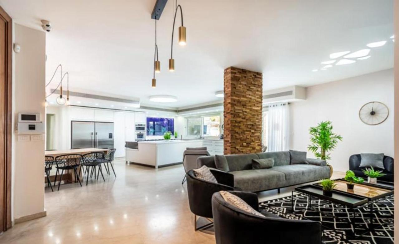 Yalarent Villa Enorma With Private Pool Eilat Exterior foto